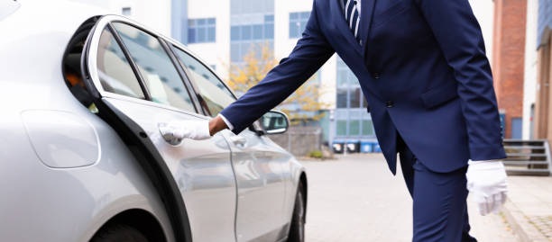 Top-5-Reasons-to-Choose-Chauffeur-Hire-in-London-for-Your-Business-Needs-featured